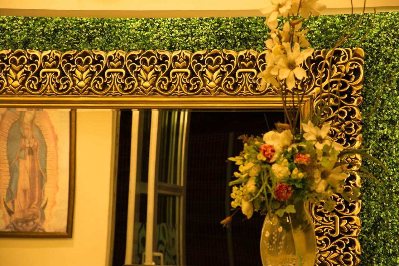 Hotel Siena Penjamo Bagian luar foto